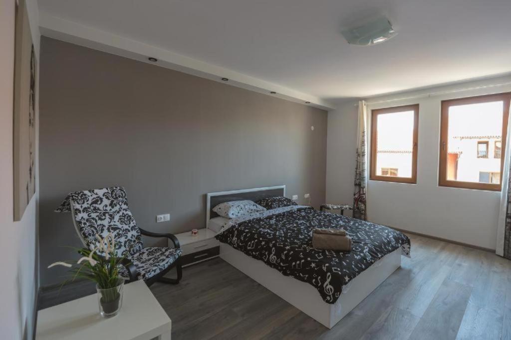 Victoria Hotel Rooms & Victoria Apartment Tırnova Dış mekan fotoğraf