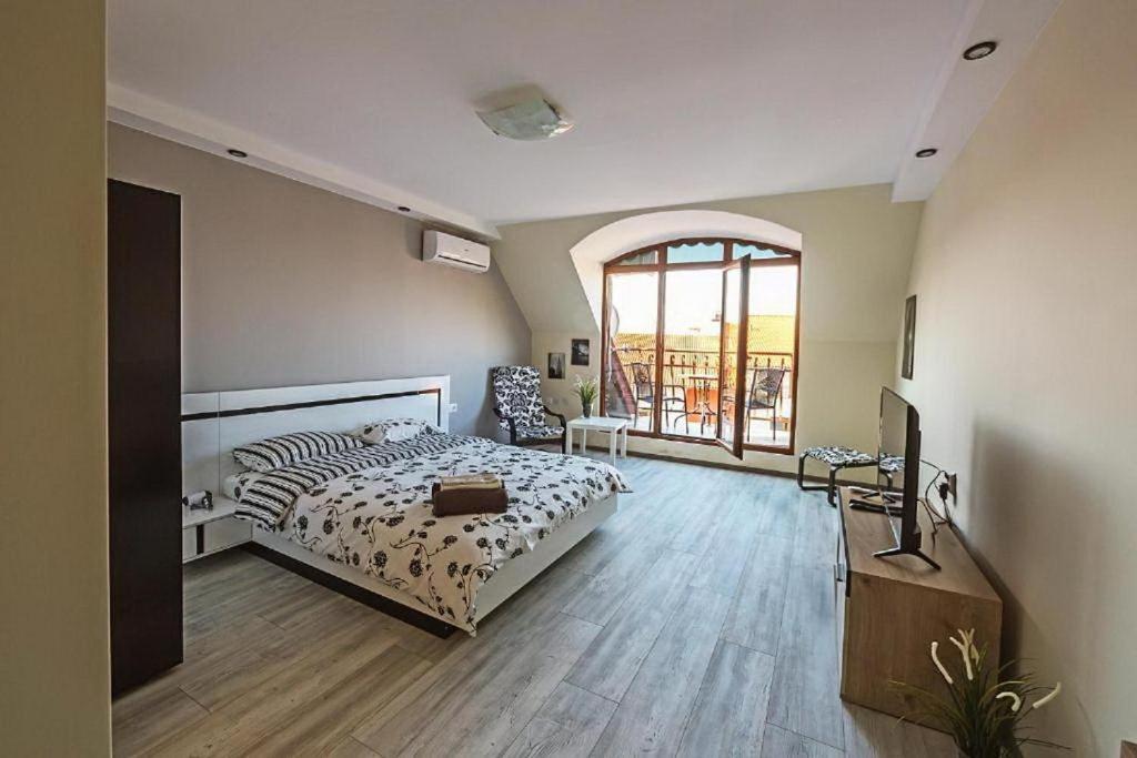 Victoria Hotel Rooms & Victoria Apartment Tırnova Dış mekan fotoğraf