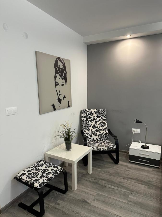 Victoria Hotel Rooms & Victoria Apartment Tırnova Dış mekan fotoğraf